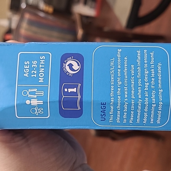 NIB Baby Swim Float, (L) ages 12-36 months, comes with pump and canopy - Picture 10 of 12